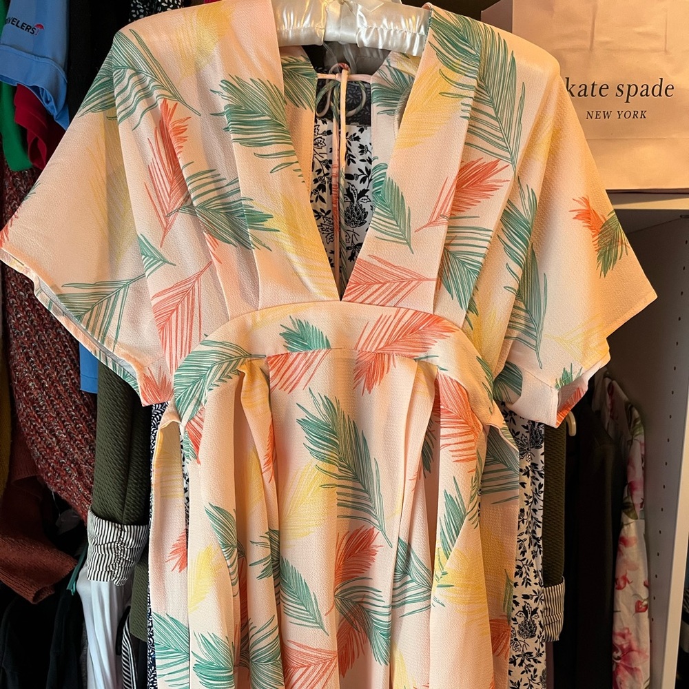 Women's Tropical Floral Plunging V Neck Tie Open Back Summer Short Dress